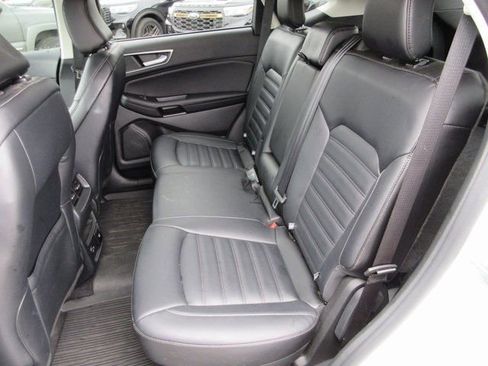 Used 2022 Ford Edge SEL w/ Convenience Package image 26