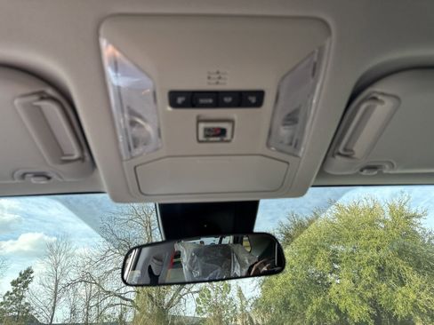 New 2025 Toyota RAV4 XLE FWD image 21