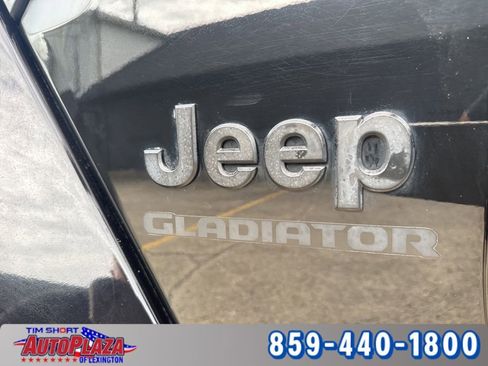 Used 2021 Jeep Gladiator Sport image 11
