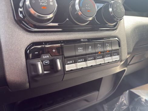 Used 2025 RAM 5500 Tradesman RWD image 18