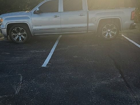 Used 2014 GMC Sierra 1500 Denali w/ Driver Alert Package image 4