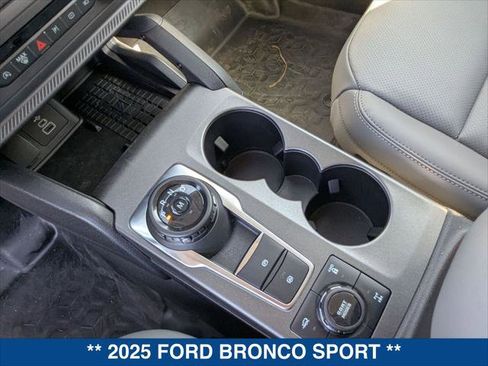 New 2025 Ford Bronco Sport Badlands image 15
