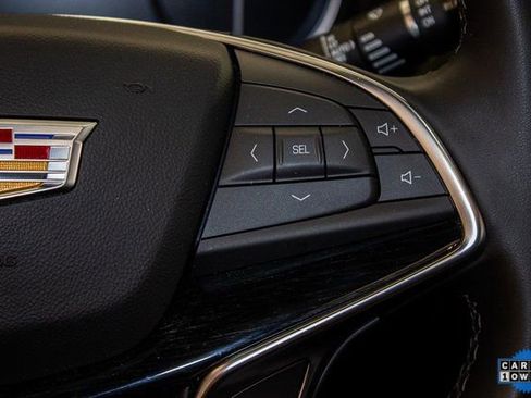 Certified 2025 Cadillac XT5 Premium Luxury image 25