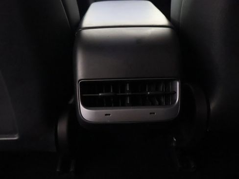 Used 2021 Tesla Model 3 Standard Range Plus image 47