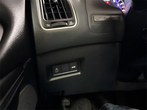 Used 2017 INFINITI Q60 w/ Premium Plus Package 3.0T image 25