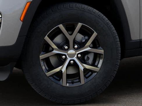 New 2025 Jeep Grand Cherokee Limited image 30