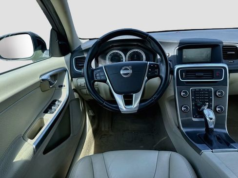Used 2013 Volvo S60 T5 FWD image 23
