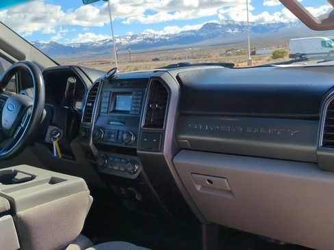 Used 2019 Ford F250 XLT image 29