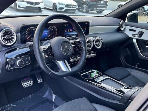 Used 2025 Mercedes-Benz CLA 250 CLA 250 image 17