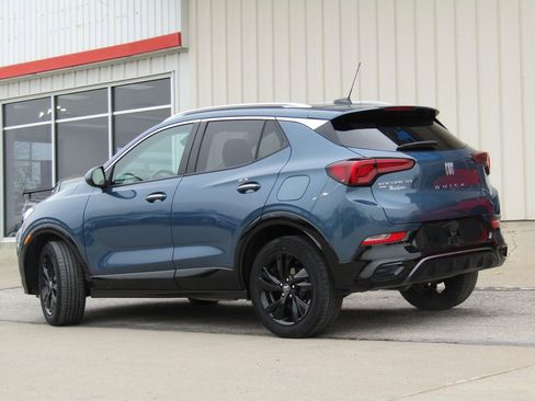 Used 2024 Buick Encore GX Sport Touring w/ Comfort Package image 10