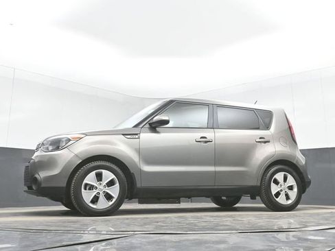 Used 2015 Kia Soul image 41