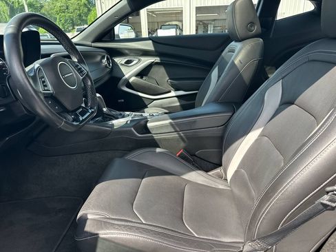 Used 2019 Chevrolet Camaro LT w/ RS Package RWD image 10