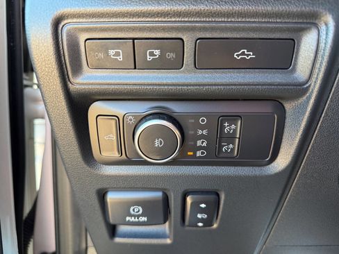 Used 2021 Ford F150 Platinum w/ Trailer Tow Package image 31