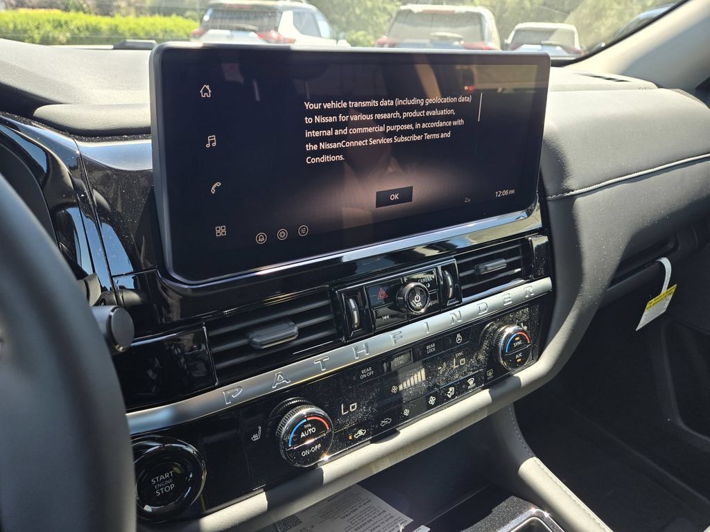 New 2026 Nissan Pathfinder SL AWD/4WD image 13