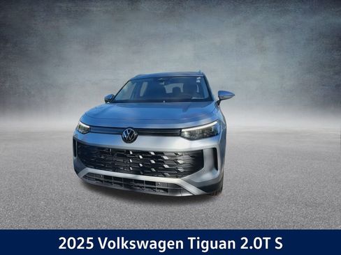 New 2025 Volkswagen Tiguan S image 4