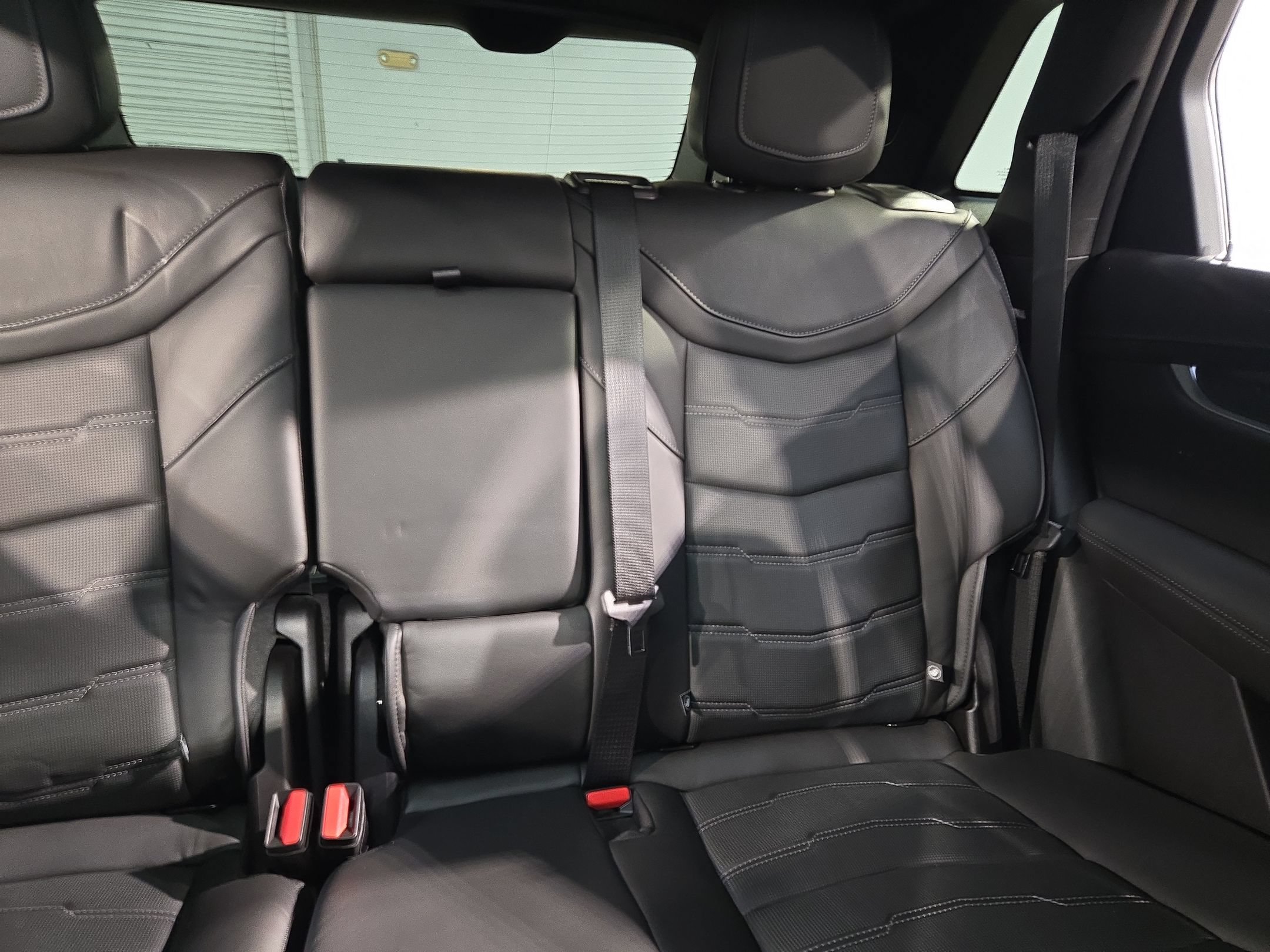 Used 2021 Cadillac XT5 Sportv w/ Platinum Package AWD/4WD image 12