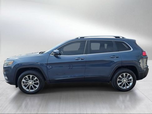 Used 2020 Jeep Cherokee Latitude Plus AWD/4WD image 3