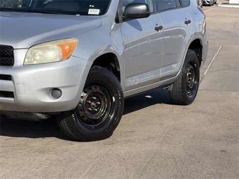 Used 2008 Toyota RAV4 2WD image 3