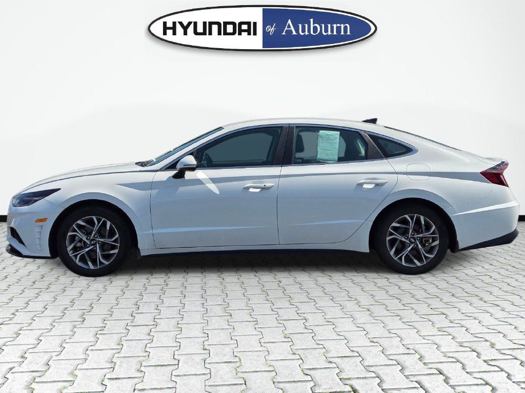 Certified 2023 Hyundai Sonata SEL w/ Preferred Accessory Package FWD image 10