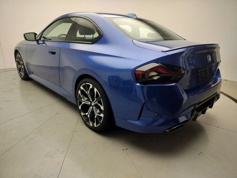 Certified 2025 BMW M240i Coupe RWD image 4