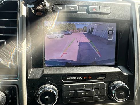 Used 2019 Ford F150 Lariat AWD/4WD image 12
