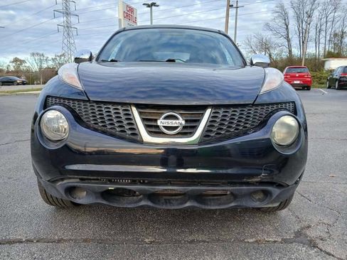 Used 2012 Nissan Juke SV image 2