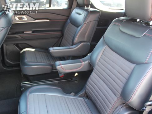 Used 2026 Ford Explorer ST-Line AWD/4WD image 21