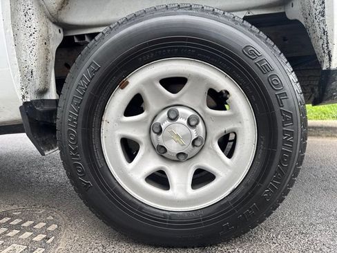 Used 2018 Chevrolet Silverado 1500 W/T RWD image 40