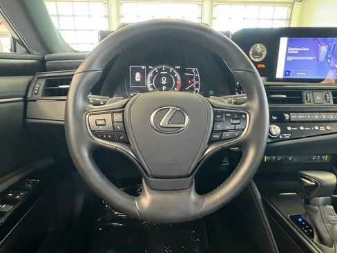 Used 2025 Lexus ES 350 w/ Premium Package FWD image 46