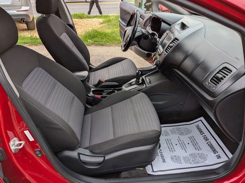 Used 2018 Kia Forte S w/ S Technology Plus Package FWD image 34