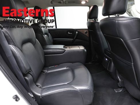 Used 2024 Nissan Armada SL w/ Captain's Chairs Package image 28