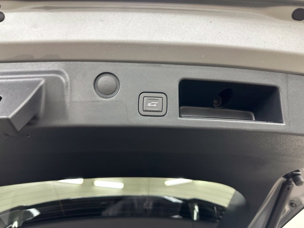 New 2027 GMC Terrain Elevation w/ Elevation Premium Package AWD/4WD image 26