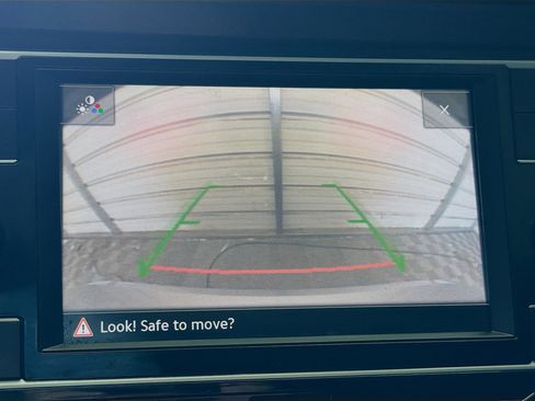 Used 2021 Volkswagen Jetta SE image 16