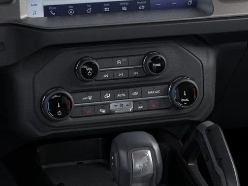 New 2026 Ford Bronco Outer Banks w/ Sasquatch Package image 16