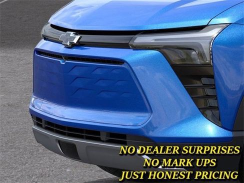 New 2025 Chevrolet Blazer EV LT image 13