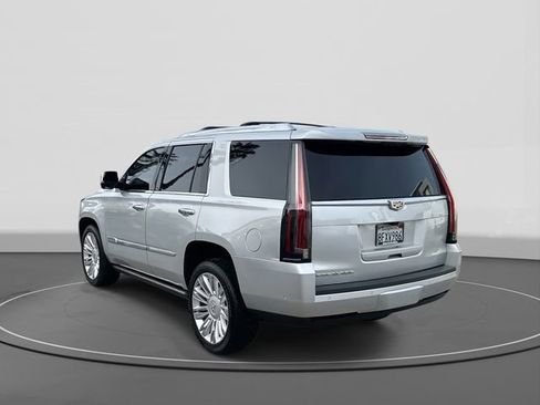 Used 2018 Cadillac Escalade Platinum image 7