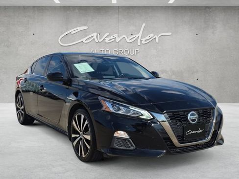 Used 2022 Nissan Altima 2.5 SR FWD image 2