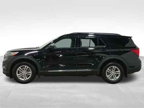 Certified 2023 Ford Explorer XLT AWD/4WD image 7