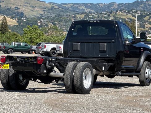 New 2026 RAM 5500 Tradesman AWD/4WD image 4