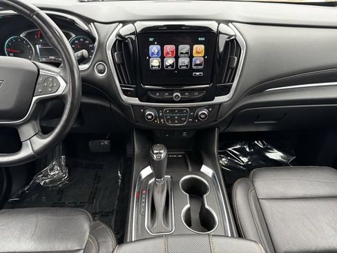 Used 2019 Chevrolet Traverse Premier w/ Redline Edition image 2