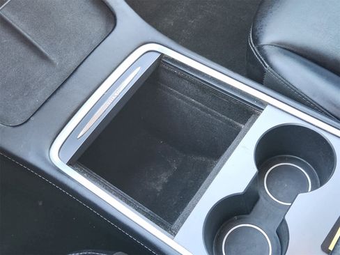 Used 2022 Tesla Model 3 image 20