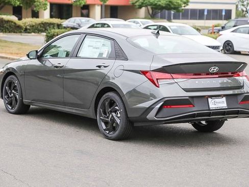 New 2026 Hyundai Elantra Sport FWD image 8