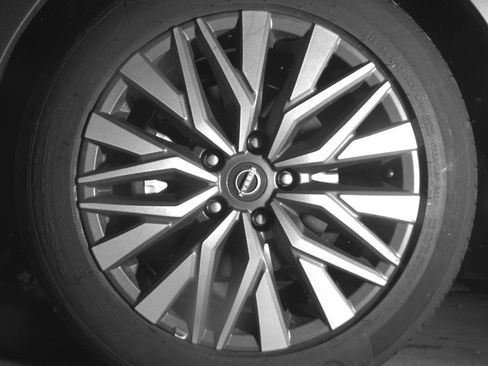 Used 2025 Nissan Altima 2.5 SV image 12