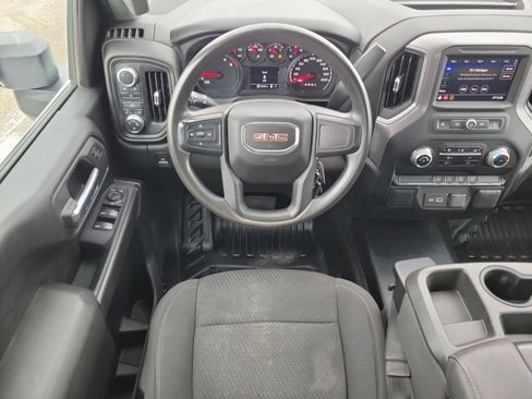 Used 2022 GMC Sierra 2500 Pro w/ Convenience Package image 15