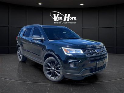 Used 2018 Ford Explorer XLT w/ XLT Appearance Package