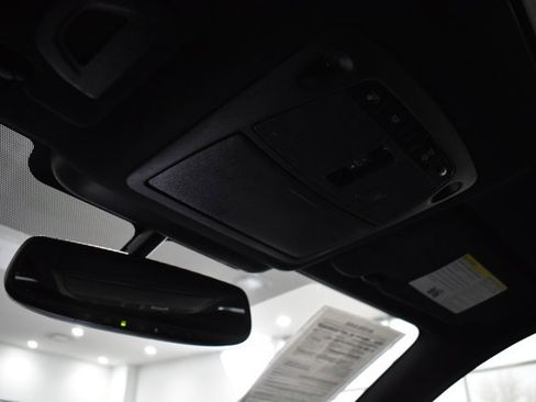 Used 2017 INFINITI Q60 Red Sport 400 image 28