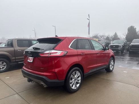 Certified 2022 Ford Edge Titanium w/ Class II Trailer Tow Package image 7