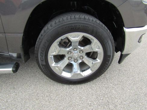 Used 2019 RAM 1500 Big Horn image 12