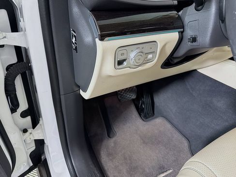 Used 2020 Mercedes-Benz GLE 350 4MATIC image 10