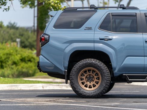 Used 2025 Toyota 4Runner TRD Sport Premium AWD/4WD image 6